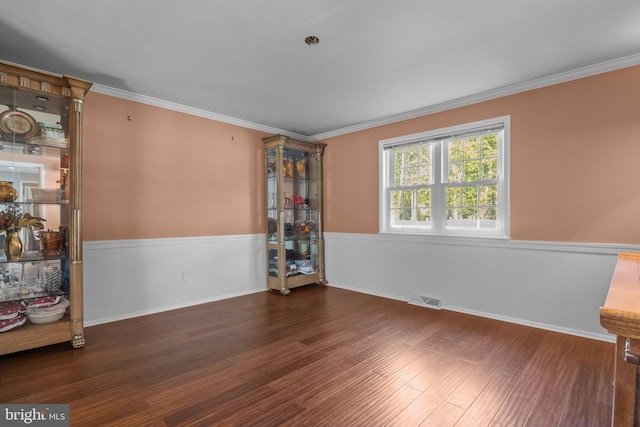3219 Sunset Ave, Norristown, PA 19403 - empty room featuring wainscoting, wood finished floors, and ornamental molding