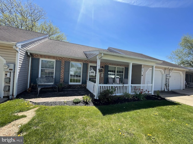 ranch-style house with a garage, a front lawn, roof with shingles, a porch, and driveway