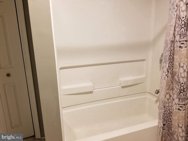 view of full bath