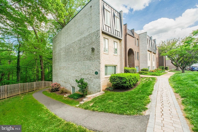 5065 7th Rd S Unit 202, Arlington, VA 22204 - view of building exterior featuring fence