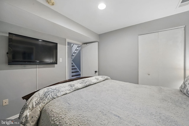13003 Standish Ct, Woodbridge, VA 22192 - bedroom featuring a closet and baseboards