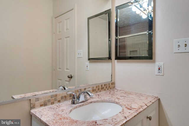 13830 Lord Fairfax Pl, Upper Marlboro, MD 20772 - bathroom featuring vanity