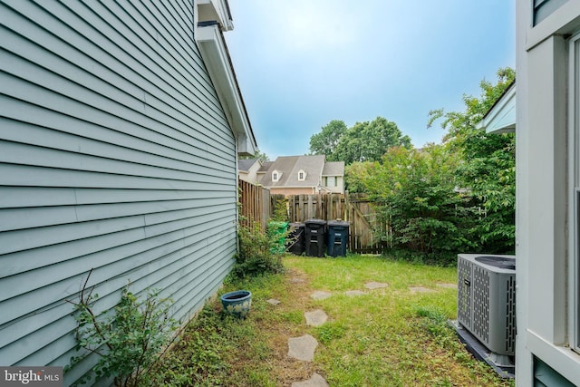 13830 Lord Fairfax Pl, Upper Marlboro, MD 20772 - view of yard featuring central air condition unit and fence