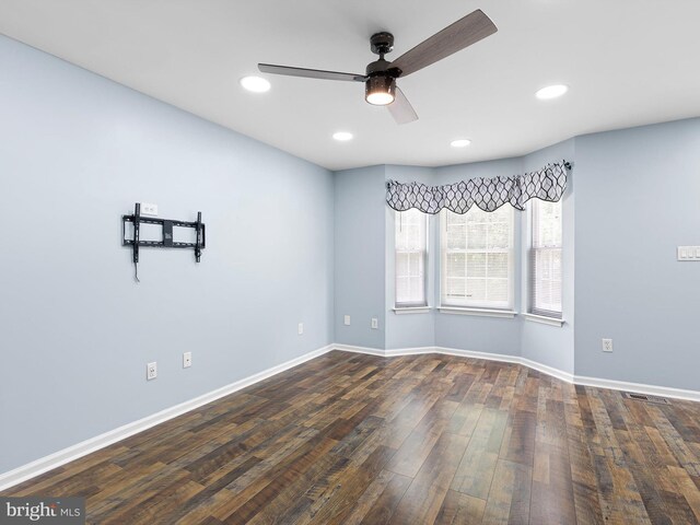 34 Dovetree Dr, Newark, DE 19713 - empty room with a ceiling fan, dark wood finished floors, baseboards, and recessed lighting