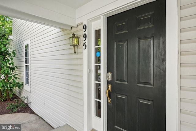 view of property entrance