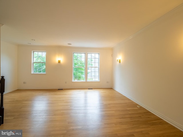 70 River Ln, Delanco, NJ 08075 - unfurnished room with ornamental molding, light wood-style flooring, and baseboards