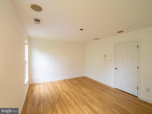 70 River Ln, Delanco, NJ 08075 - spare room featuring light wood-style flooring and baseboards