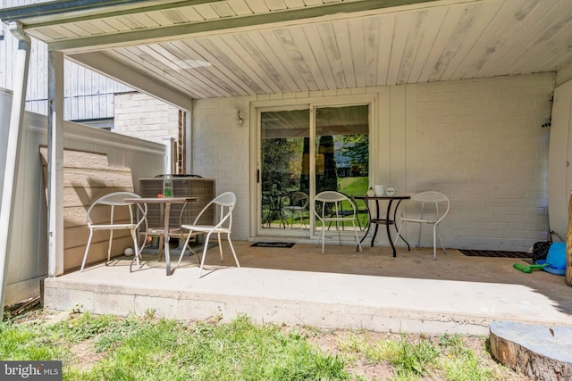 1806 Crest Dr, Coatesville, PA 19320 - view of patio with central AC