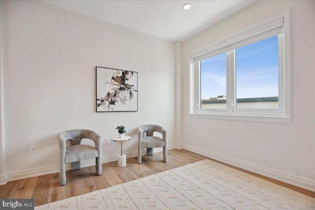 923 V St NW Unit 601, Washington, DC 20001 - sitting room with wood finished floors and recessed lighting
