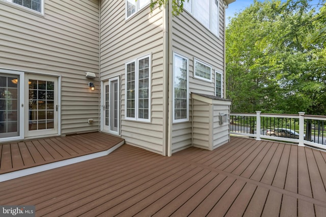 4102 Chariot Way, Upper Marlboro, MD 20772 - view of wooden terrace