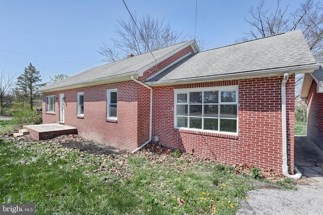 35 Herrs Ridge Rd, Gettysburg, PA 17325 - view of side of property with brick siding and a shingled roof