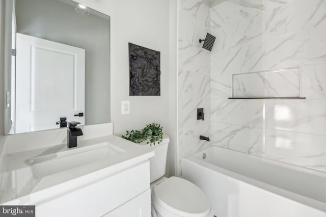 2817 Ulman Ave, Baltimore, MD 21215 - full bath featuring vanity, toilet, and bathtub / shower combination