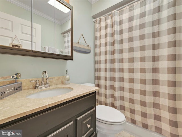 full bathroom with crown molding, a shower with curtain, toilet, and vanity
