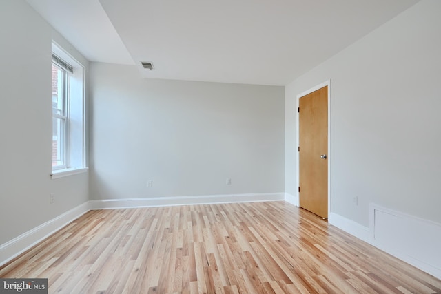 702 S Wolfe St Unit 5, Baltimore, MD 21231 - empty room featuring light wood finished floors and baseboards
