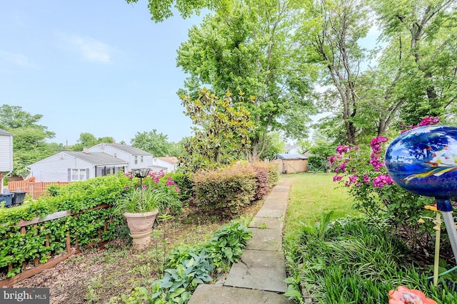 7202 Good Luck Rd, Lanham, MD 20706 - view of yard with fence