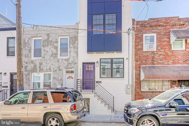 2326 Gerritt St, Philadelphia, PA 19146 - townhome / multi-family property with brick siding
