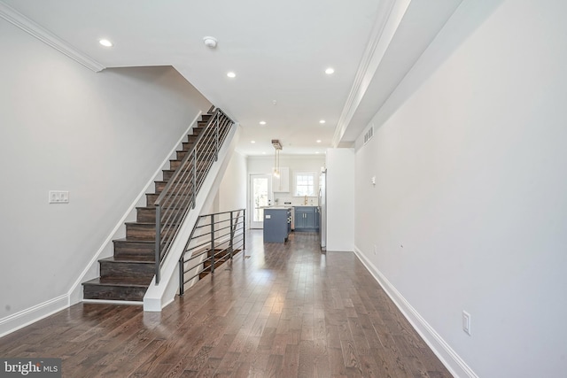 2326 Gerritt St, Philadelphia, PA 19146 - interior space with visible vents, crown molding, wood finished floors, baseboards, and recessed lighting