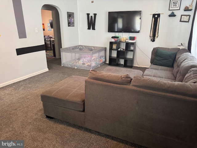603 Leuckel Ave, Hamilton, NJ 08619 - carpeted living room featuring arched walkways and baseboards