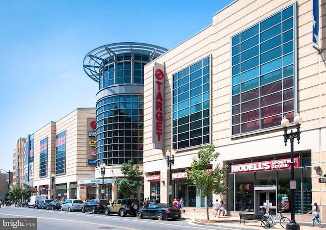 1527 Park Rd NW Unit 302, Washington, DC 20010 - view of commercial property