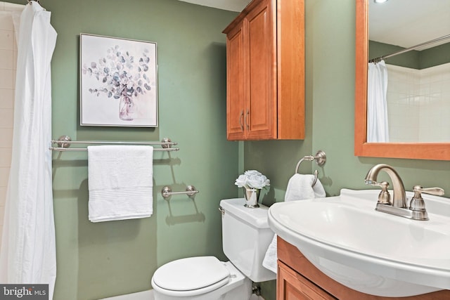 503 Colony Ct NW, Vienna, VA 22180 - full bathroom with toilet, vanity, and a shower with curtain