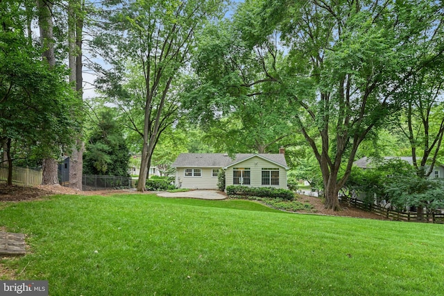 503 Colony Ct NW, Vienna, VA 22180 - view of yard with a patio area