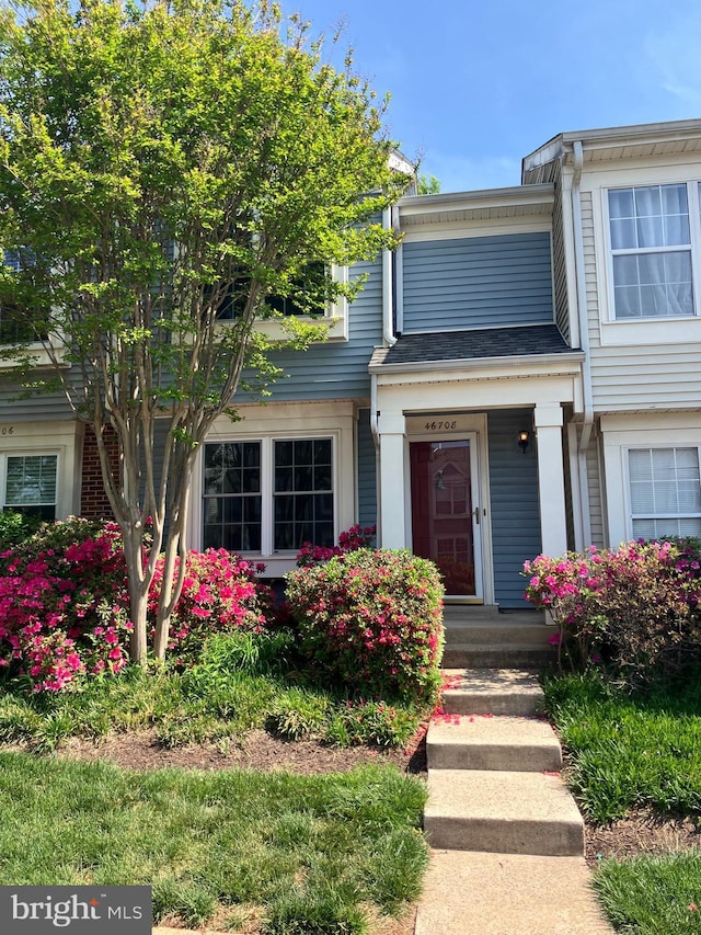 view of townhome / multi-family property