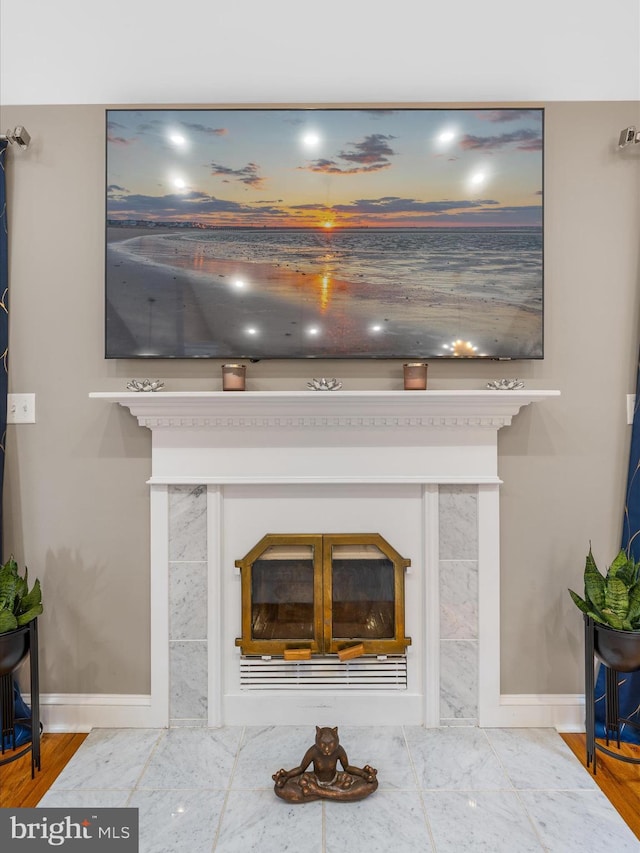 13295 Rollie Road E Rd, Bishopville, MD 21813 - detailed view of baseboards