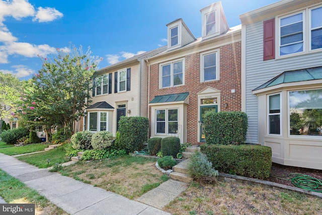 7228 Lensfield Ct, Alexandria, VA 22315 - multi unit property with brick siding