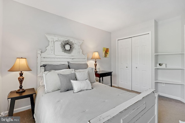 7228 Lensfield Ct, Alexandria, VA 22315 - bedroom featuring carpet flooring and a closet