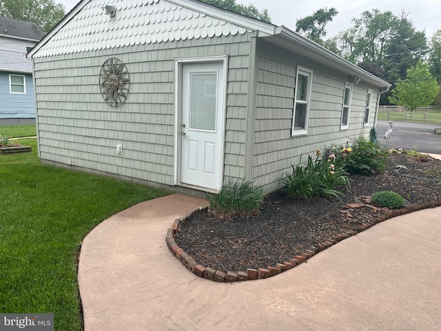 view of outbuilding with an outbuilding