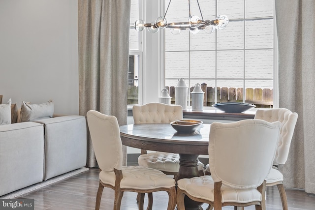52 Primrose Hill Ln, Annapolis, MD 21403 - dining area featuring wood finished floors and a chandelier