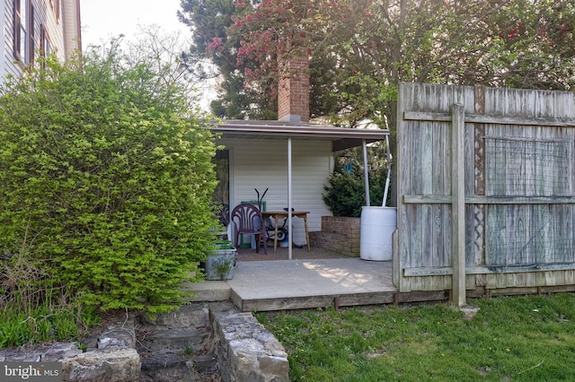 104 N Custer Ave, New Holland, PA 17557 - view of outbuilding featuring fence