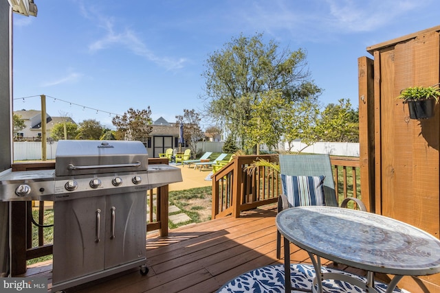 deck with fence