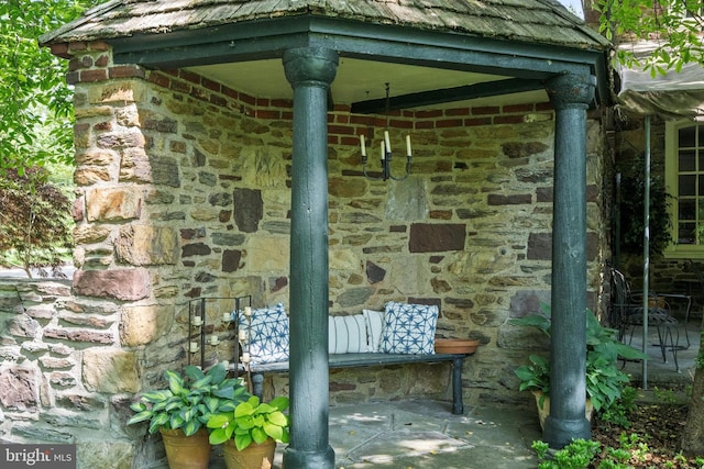 805 Evans Rd, Gwynedd Valley, PA 19437 - exterior view of stone siding