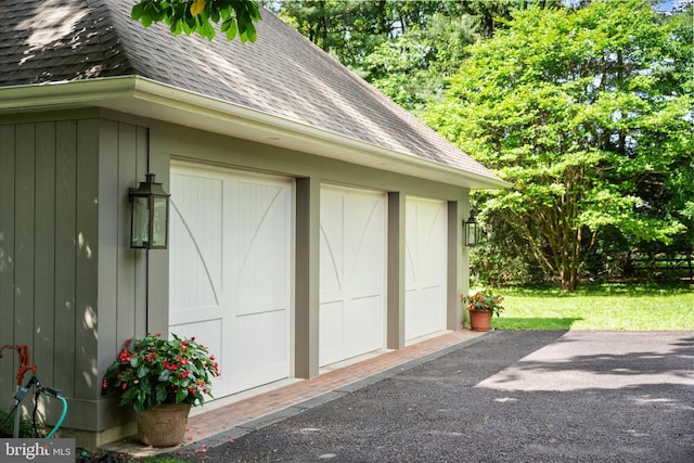 805 Evans Rd, Gwynedd Valley, PA 19437 - view of garage