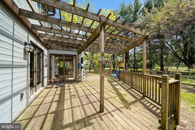 101 Harvey Ln, Chadds Ford, PA 19317 - wooden deck featuring a pergola