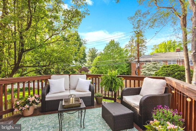 110 Murdock Rd, Baltimore, MD 21212 - deck with an outdoor living space