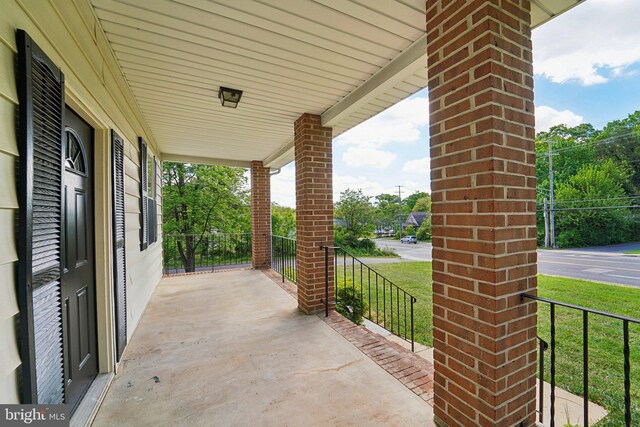 3216 E Joppa Rd, Baltimore, MD 21234 - view of patio featuring covered porch