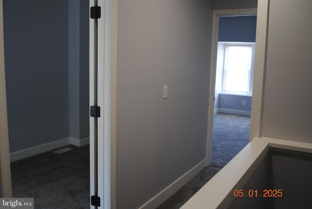 816 S Beaver St, York, PA 17403 - hallway featuring carpet and baseboards