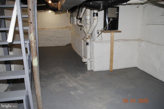 816 S Beaver St, York, PA 17403 - view of unfinished below grade area
