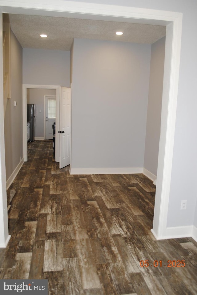 816 S Beaver St, York, PA 17403 - empty room featuring wood finished floors, baseboards, and recessed lighting