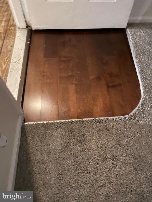 216 Highland Blvd Unit 77, New Castle, DE 19720 - detailed view of wood finished floors