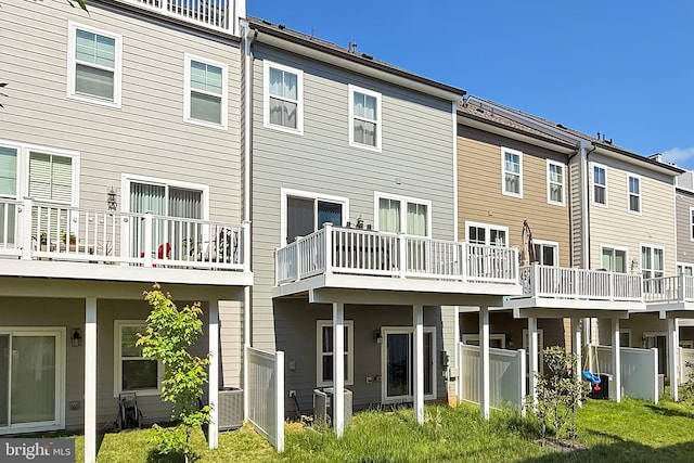 1701 Beech Leaf St, Dumfries, VA 22026 - back of house featuring central AC unit