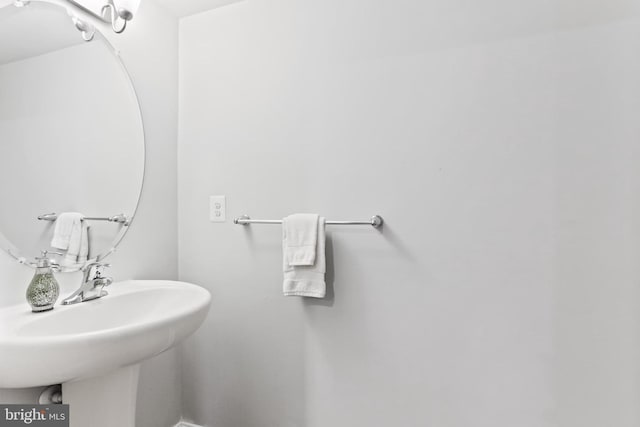 209 Sheridan St, Taneytown, MD 21787 - bathroom featuring a sink