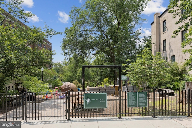 1847 Lamont St NW, Washington, DC 20010 - view of community