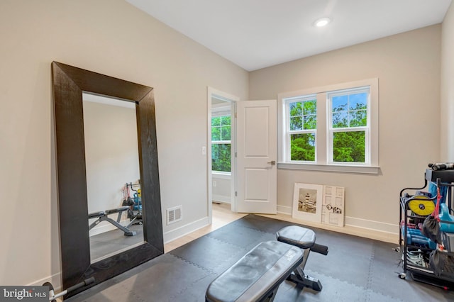 40928 Arcadian Pond Ct, Aldie, VA 20105 - workout area with baseboards and recessed lighting