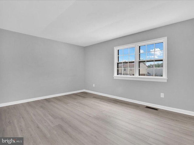 119 Hickok Cir, Fredericksburg, VA 22401 - empty room with baseboards, wood finished floors, and visible vents