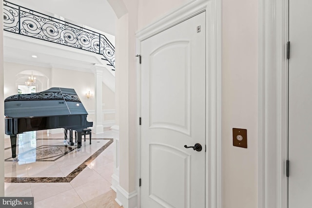 696 Miller Ave, Great Falls, VA 22066 - interior details featuring an inviting chandelier and arched walkways