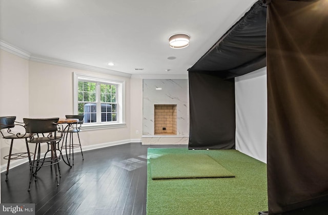 696 Miller Ave, Great Falls, VA 22066 - interior space featuring wood finished floors, a premium fireplace, crown molding, baseboards, and recessed lighting