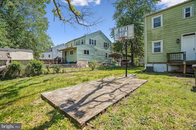 view of yard featuring fence